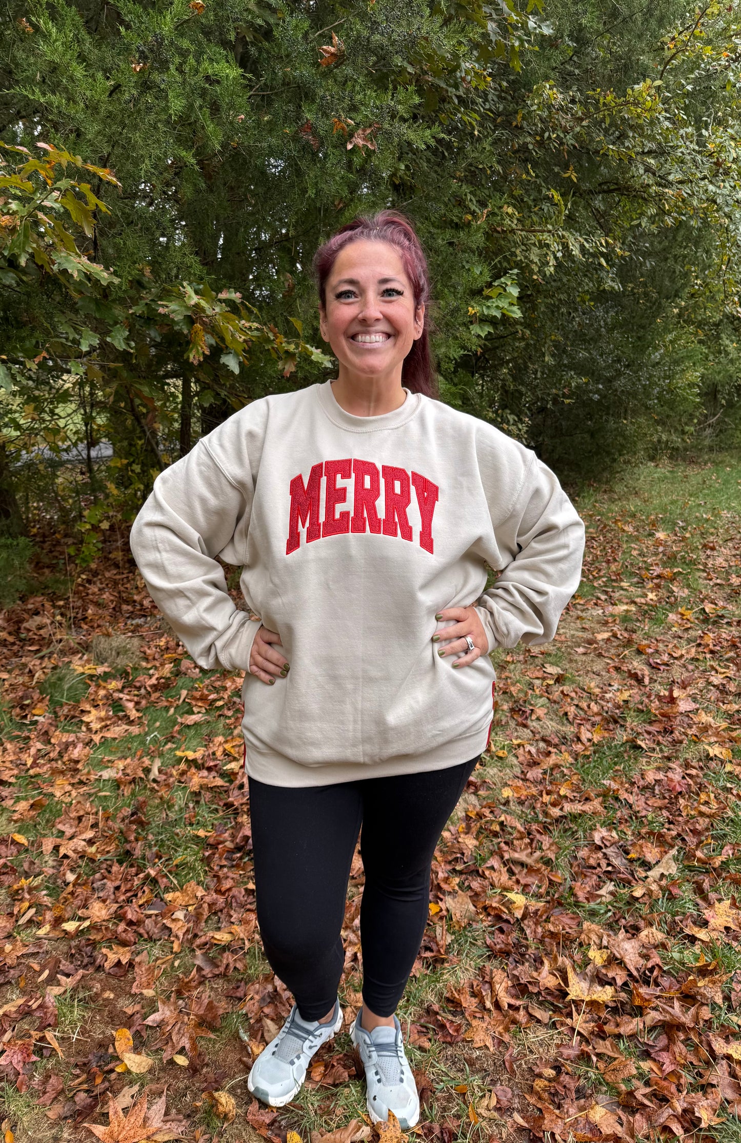MERRY APPLIQUED CREWNECK SWEATSHIRT